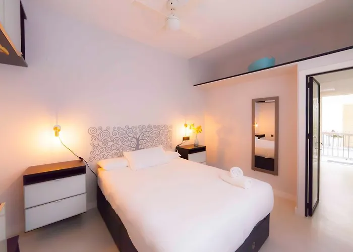 Modern Apartment In City Centre