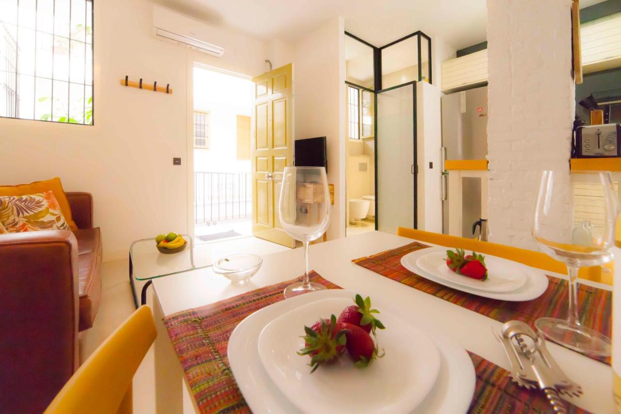 Modern In Centre Apartment